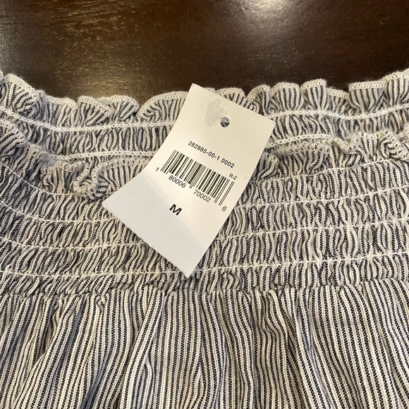 Eyelet Striped Linen Gap Blouse - Picture 4 of 7